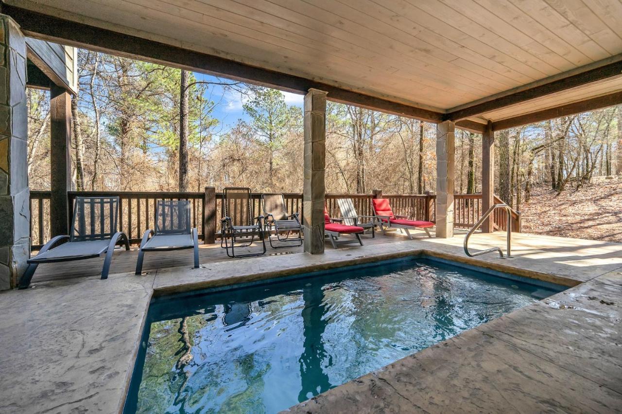 Merlot Mountain - Heated Spa Pool And Hot Tub! Cabin Broken Bow Εξωτερικό φωτογραφία