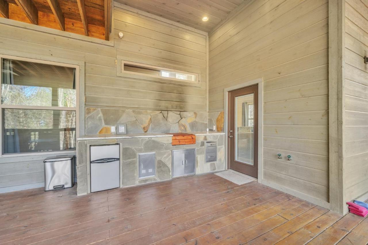 Merlot Mountain - Heated Spa Pool And Hot Tub! Cabin Broken Bow Εξωτερικό φωτογραφία