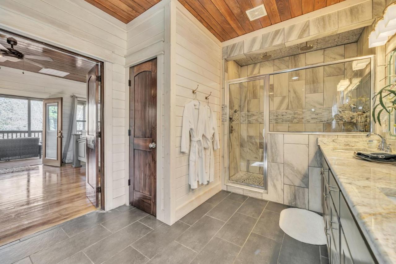 Merlot Mountain - Heated Spa Pool And Hot Tub! Cabin Broken Bow Εξωτερικό φωτογραφία